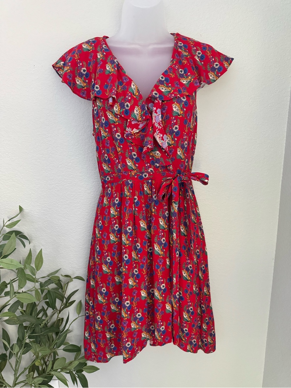 Anthropologie Maeve Rosalia Wrap Dress Size 6 Red Floral Ruffle Boho Midi